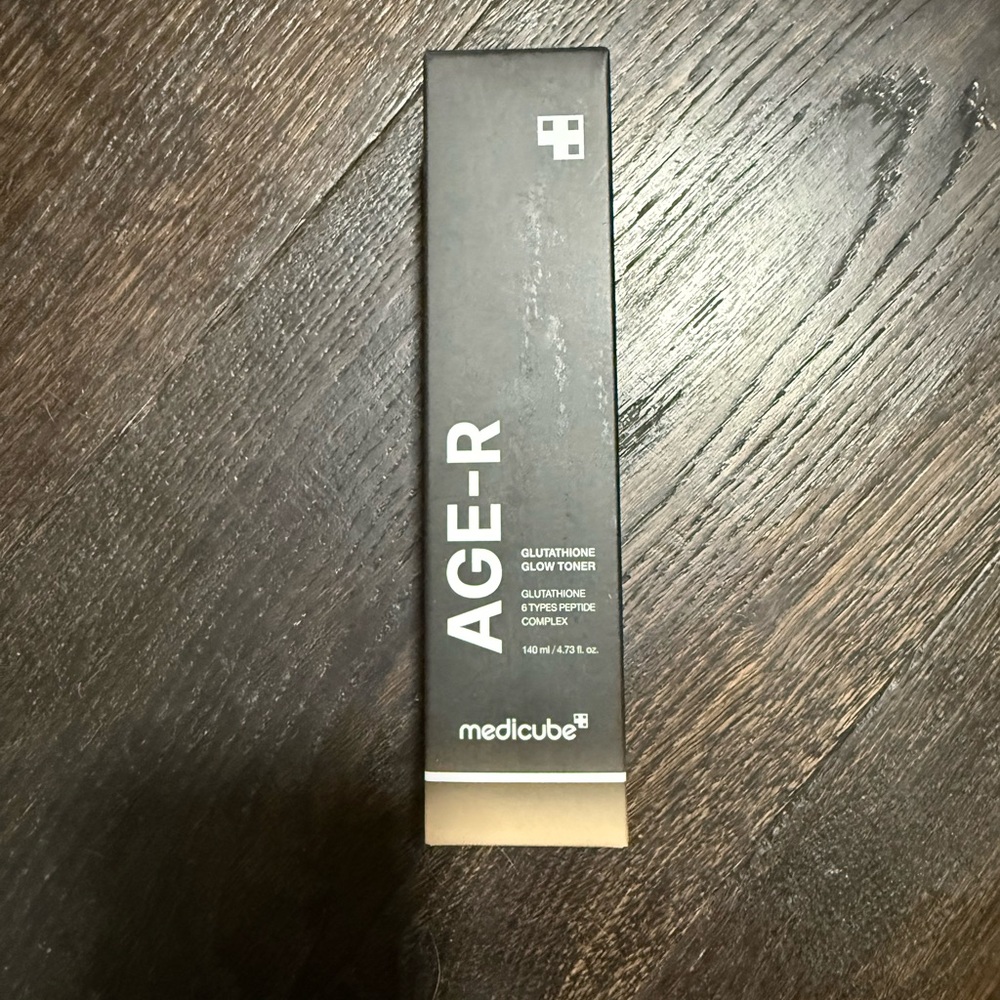 Medicube AGE-R Glutathione Glow Toner